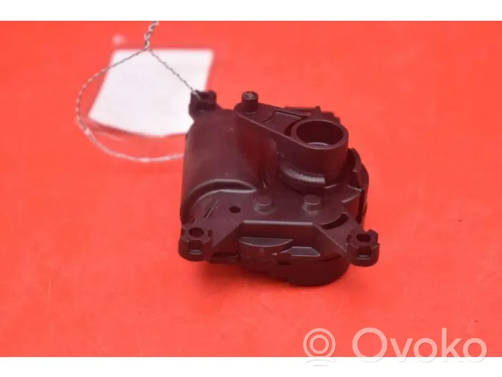 Audi Q7 4L Moteur / actionneur de volet de climatisation 52411483R06