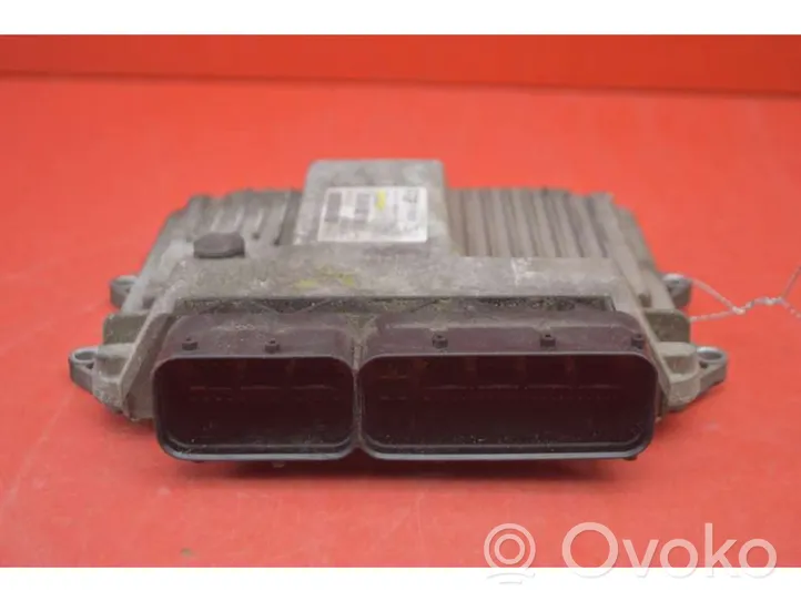 Suzuki Ignis Unité de commande, module ECU de moteur 55196357