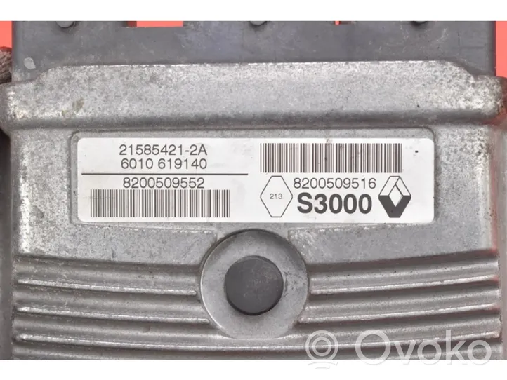 Renault Megane II Engine control unit/module ECU 8200509552