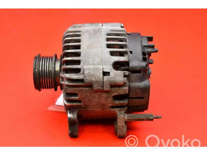 Skoda Octavia Mk2 (1Z) Generatore/alternatore 06F903023C