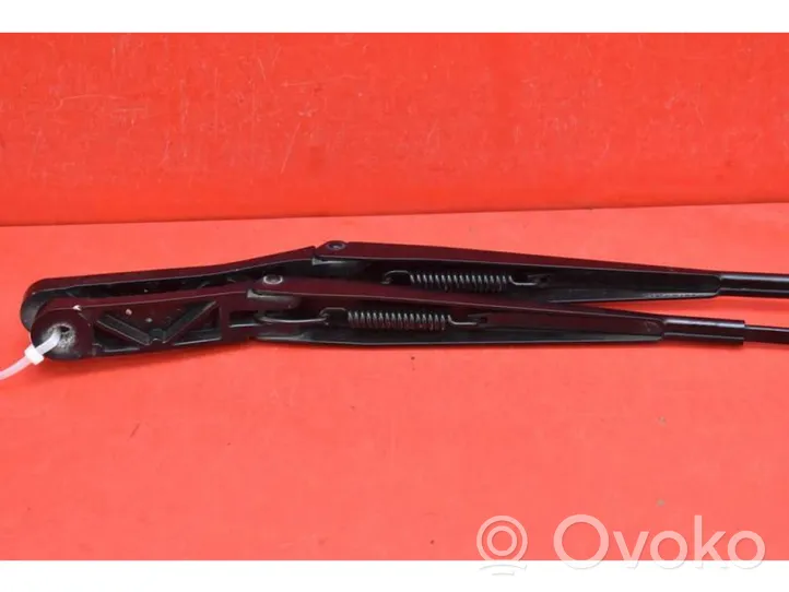 Skoda Fabia Mk3 (NJ) Front wiper blade arm 6V1955410A