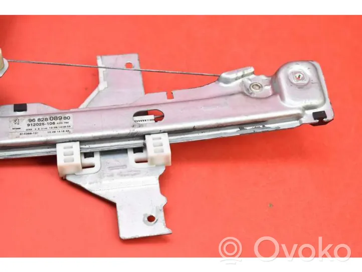 Peugeot 3008 I Front door window regulator with motor 9682808980