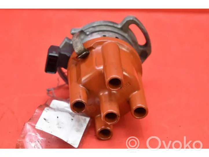 Volkswagen Polo III 6N 6N2 6NF Spark distributor 0237521065