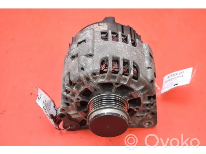 Volkswagen PASSAT B5.5 Lichtmaschine 028903031A