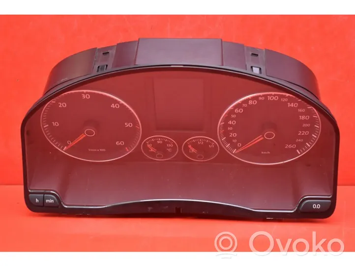 Volkswagen Golf V Spidometrs (instrumentu panelī) 1K0920874B