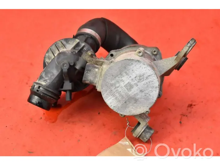 BMW 1 E82 E88 Water pump 7561229-06