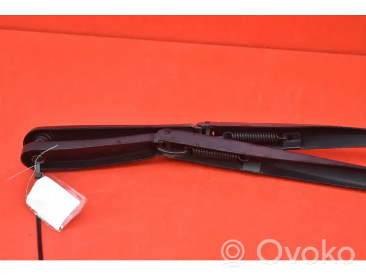 BMW 5 F10 F11 Front wiper blade arm 7182459