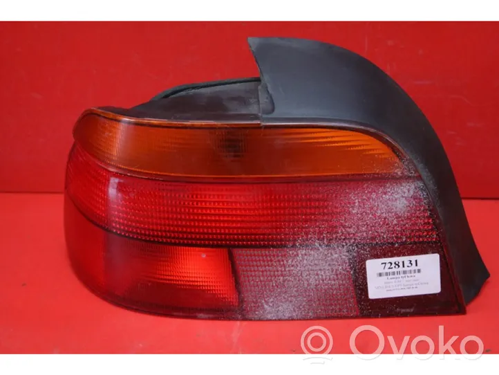 BMW 5 E34 Lampa tylna 8358031