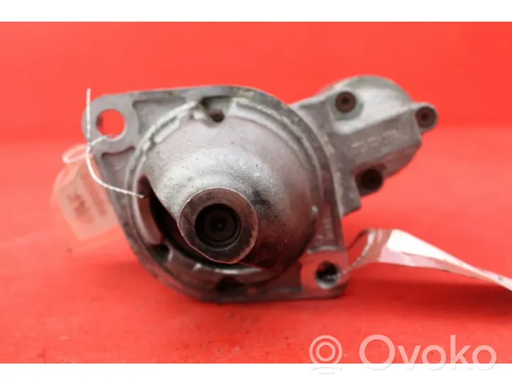 BMW 7 F01 F02 F03 F04 Starter motor 7589350