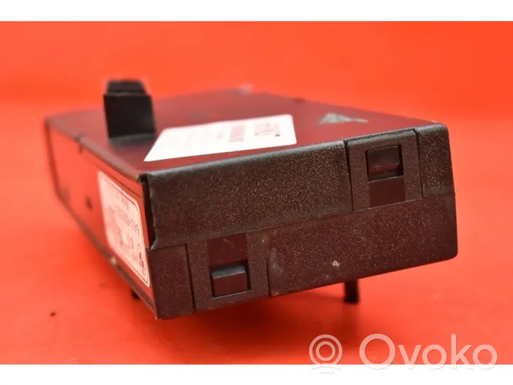 BMW 3 E30 Unité de commande, module ECU de moteur 83915121