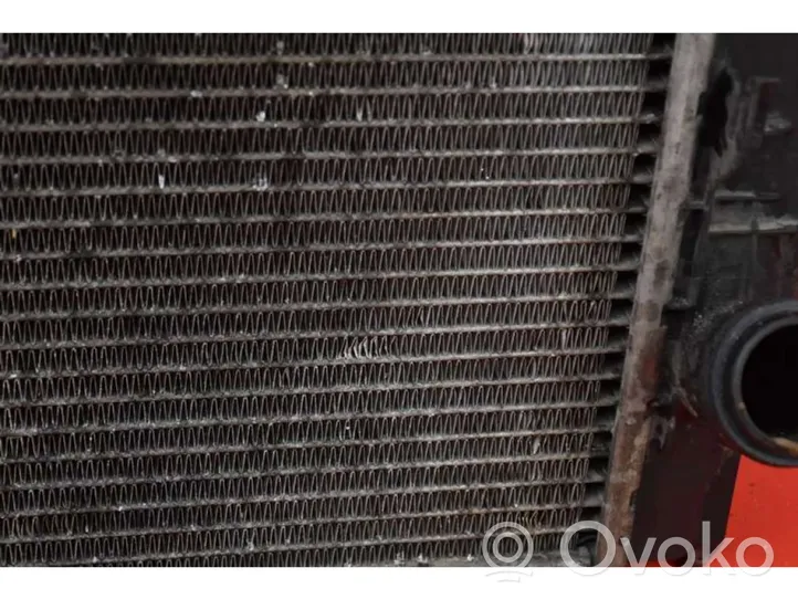 BMW 1 E81 E87 Radiateur de refroidissement 7788903