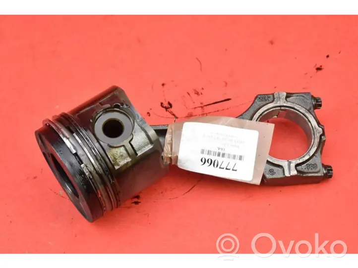 BMW 5 E39 Piston BMW