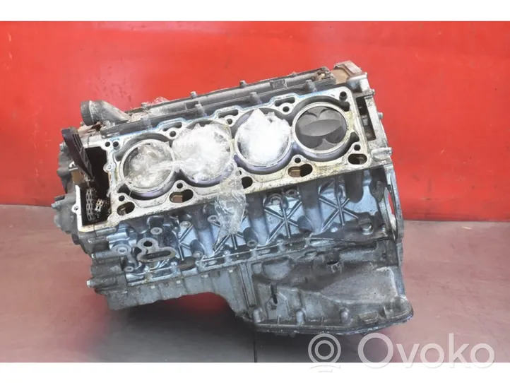 BMW 7 E65 E66 Bloc moteur N62B36A