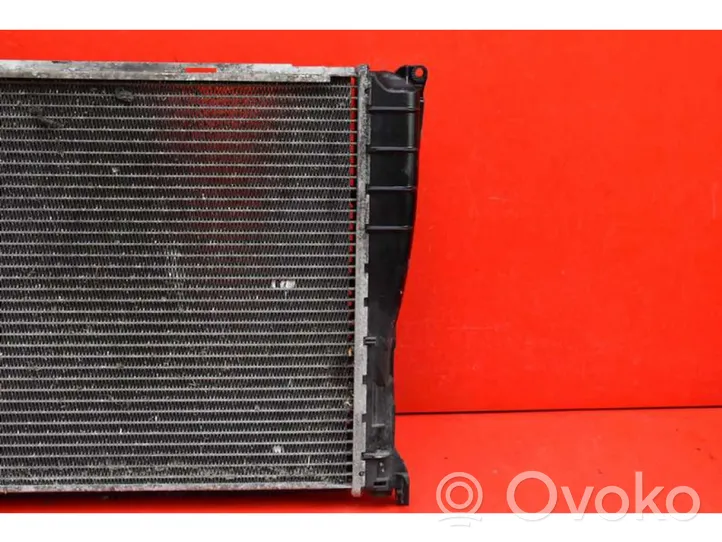 BMW 1 E81 E87 Radiateur de refroidissement 7788901