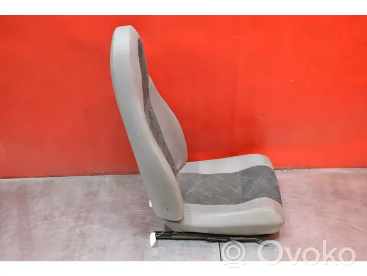 AC 428 Asiento delantero del conductor MICROCAR