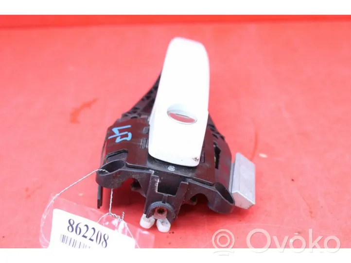 Opel Astra J Front door exterior handle 13577484