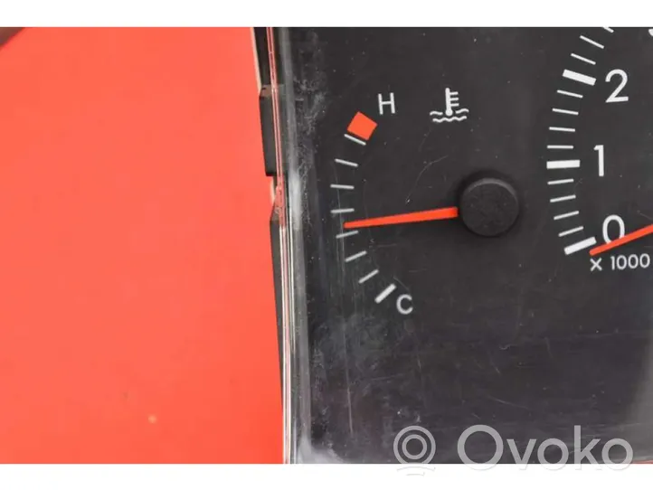 Toyota Corolla E120 E130 Compteur de vitesse tableau de bord 83800-02800