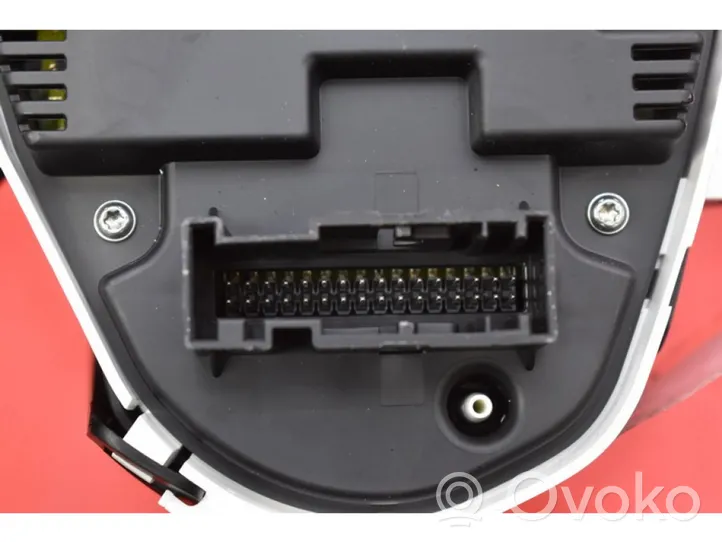 Ford Fiesta Geschwindigkeitsmesser Cockpit C1BT-10849-EAJ