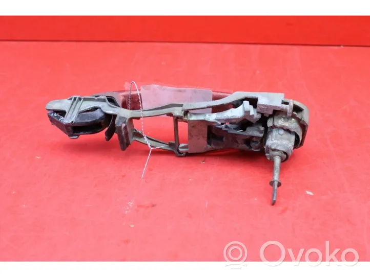 Volkswagen PASSAT B5 Etuoven ulkokahva 3B0837885