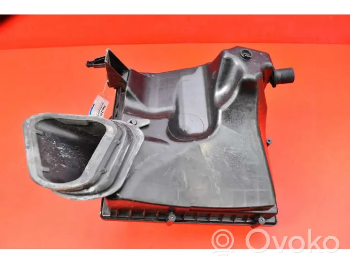 Opel Astra J Scatola del filtro dell’aria 13472791