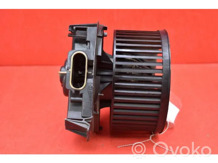 Renault Clio III Ventola riscaldamento/ventilatore abitacolo F667217D