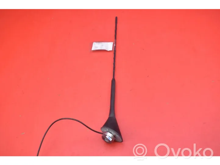 Skoda Octavia Mk2 (1Z) Antenna GPS SKODA