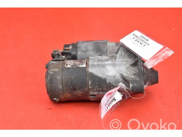 Peugeot 407 Motor de arranque M000T82081