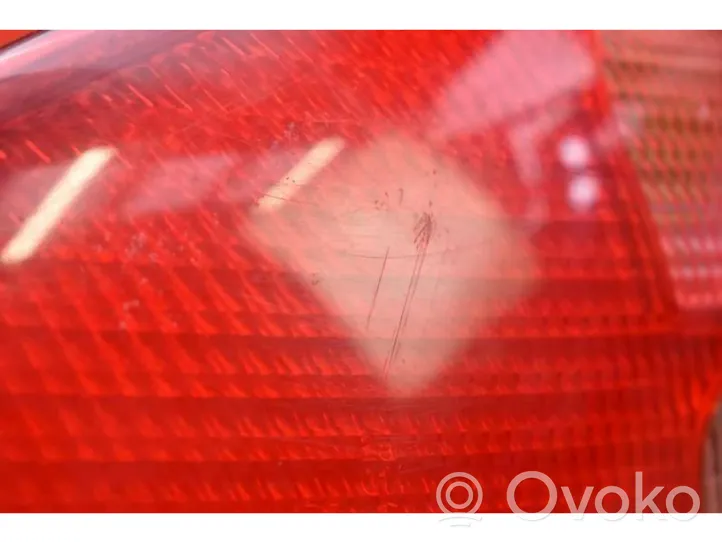 Audi A6 Allroad C5 Aizmugurējais lukturis virsbūvē 4B5945095