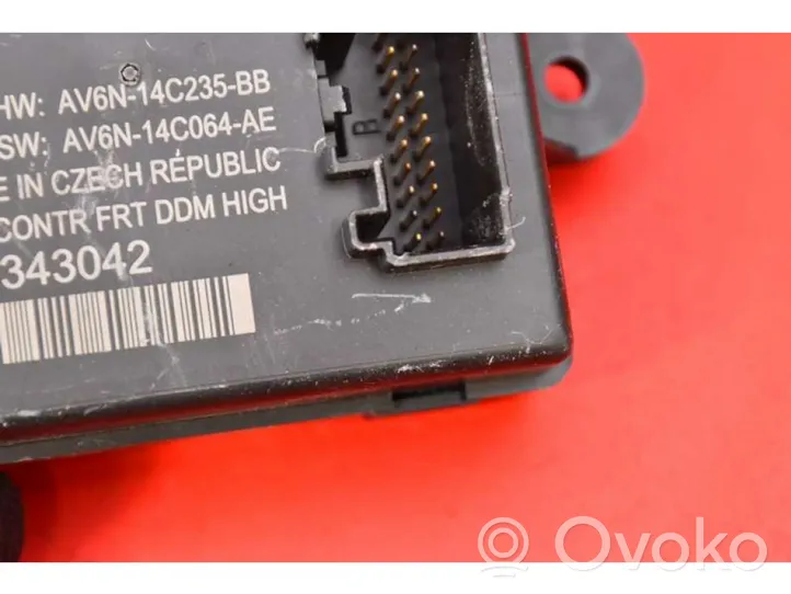 Volvo V60 Komputer / Sterownik ECU silnika 31343042