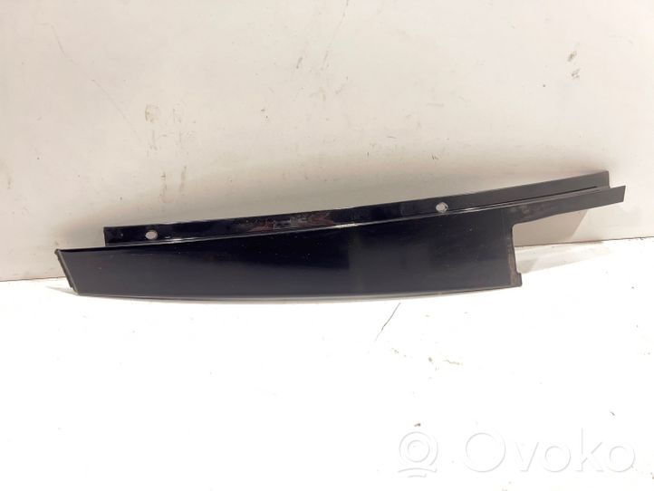 BMW 5 F10 F11 Rivestimento modanatura del vetro della portiera posteriore 