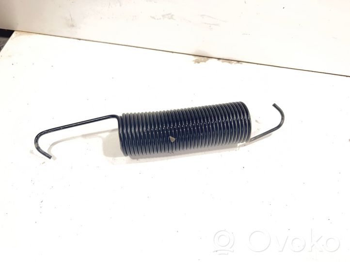 Mercedes-Benz E W212 Tailgate/trunk/boot tension spring 