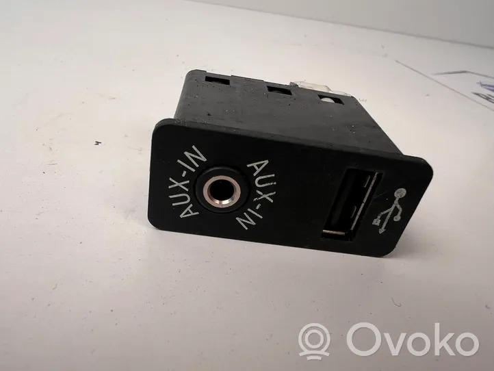 BMW 5 F10 F11 Câble adaptateur AUX 