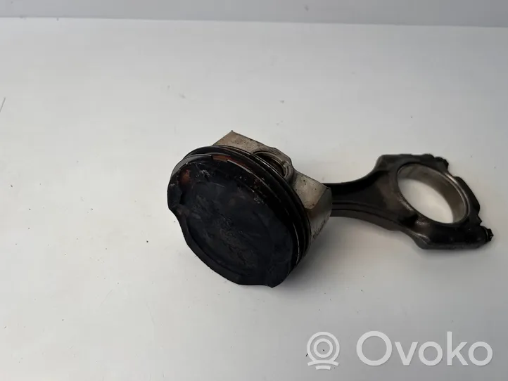 BMW 5 F10 F11 Piston with connecting rod 