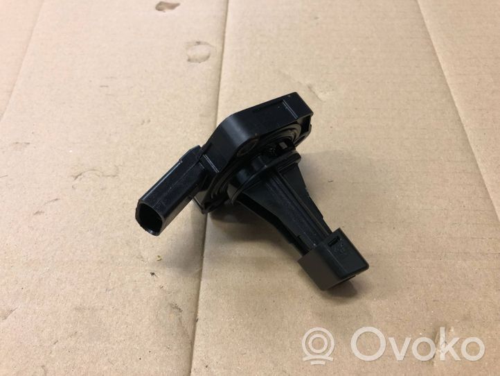 Audi A3 S3 8V Eļļas līmeņa sensors 04L907660C