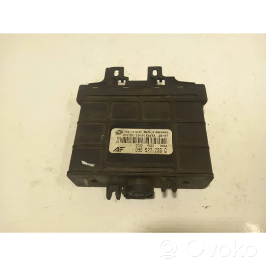 Ford Galaxy Calculateur moteur ECU 099927733Q