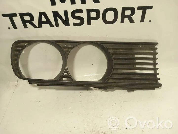 BMW 3 E30 Atrapa chłodnicy / Grill 18760910