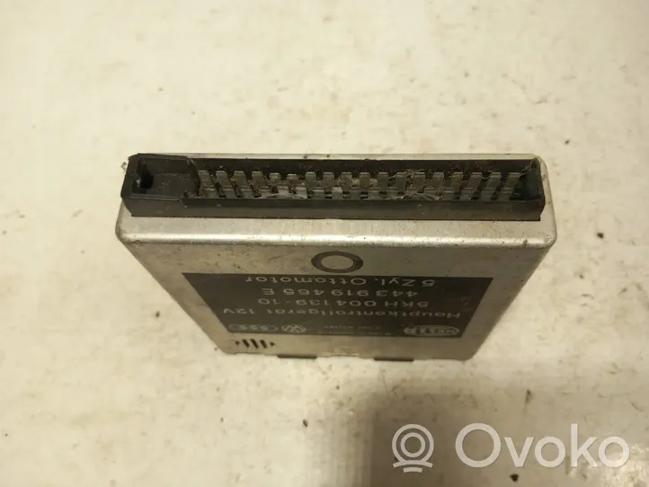 Audi 100 200 5000 C3 Variklio valdymo blokas 443919465E