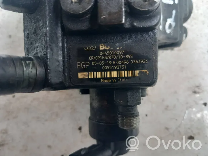 Opel Zafira B Pompe d'injection de carburant à haute pression 0055193731