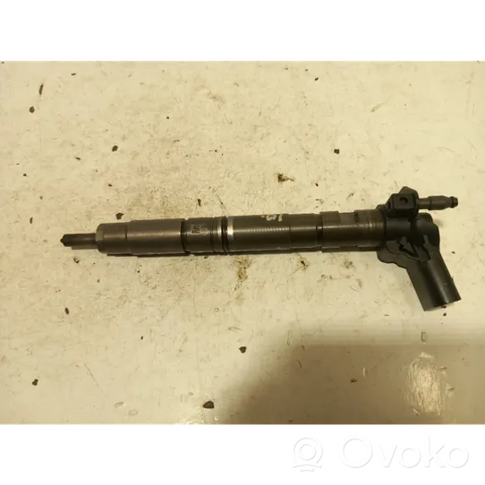 Volkswagen PASSAT B6 Injecteur de carburant 03l130277