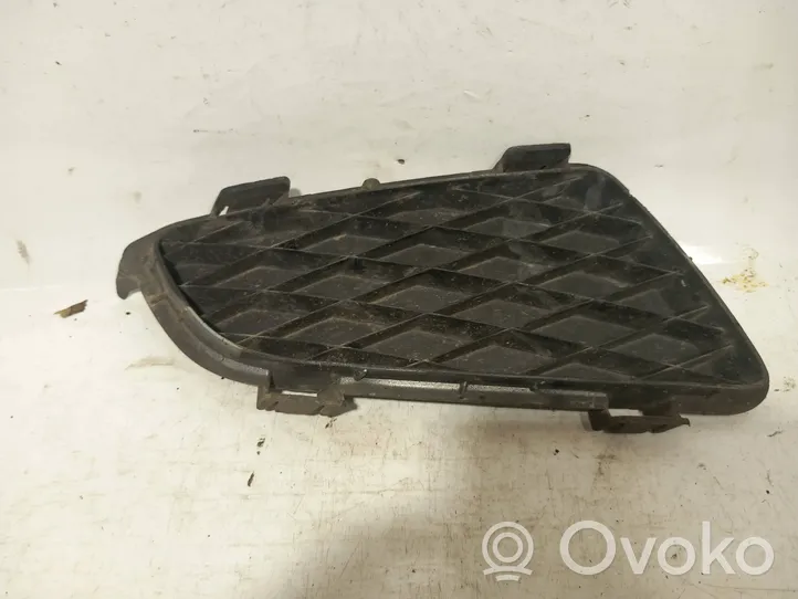 Mazda 6 Unteres Gitter dreiteilig vorne gj6a50c11