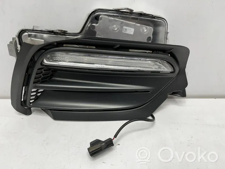 Volvo V60 Lampa przednia 31420239