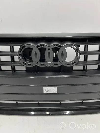 Audi A6 S6 C8 4K Maskownica / Grill / Atrapa górna chłodnicy 4K0853651