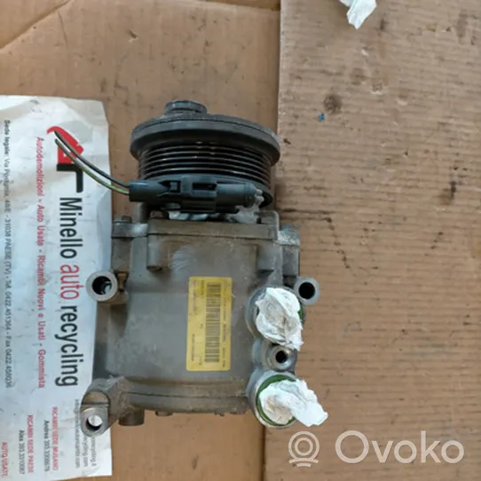 Ford Mondeo MK II Ilmastointilaitteen kompressorin pumppu (A/C) 4588121