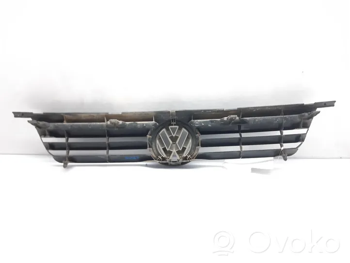 Volkswagen Polo Etusäleikkö 6N0853653B