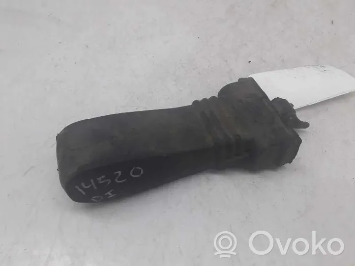 Audi A7 S7 4G Tope freno de puerta delantera 8T8837267