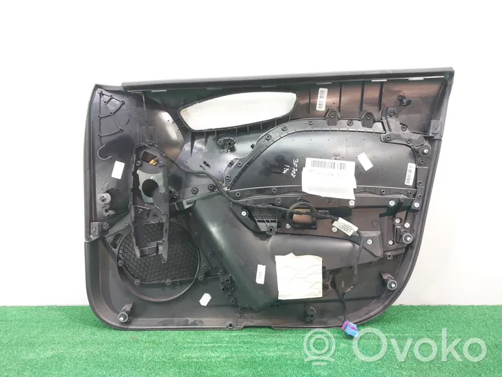 Audi A1 Etuoven verhoilu 8X4868109