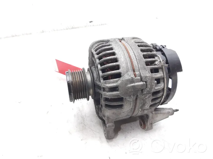 Volkswagen Touran II Generatore/alternatore 03L903023