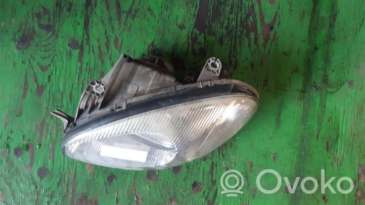 Daewoo Leganza Lampa przednia 