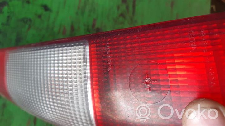 Volvo S70  V70  V70 XC Задний фонарь в кузове  9157799