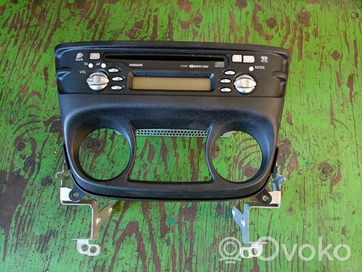 Nissan Almera N16 Radio/CD/DVD/GPS-pääyksikkö PN-2424M